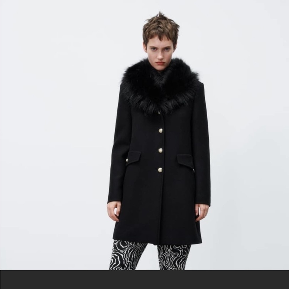 Zara black coat with fur